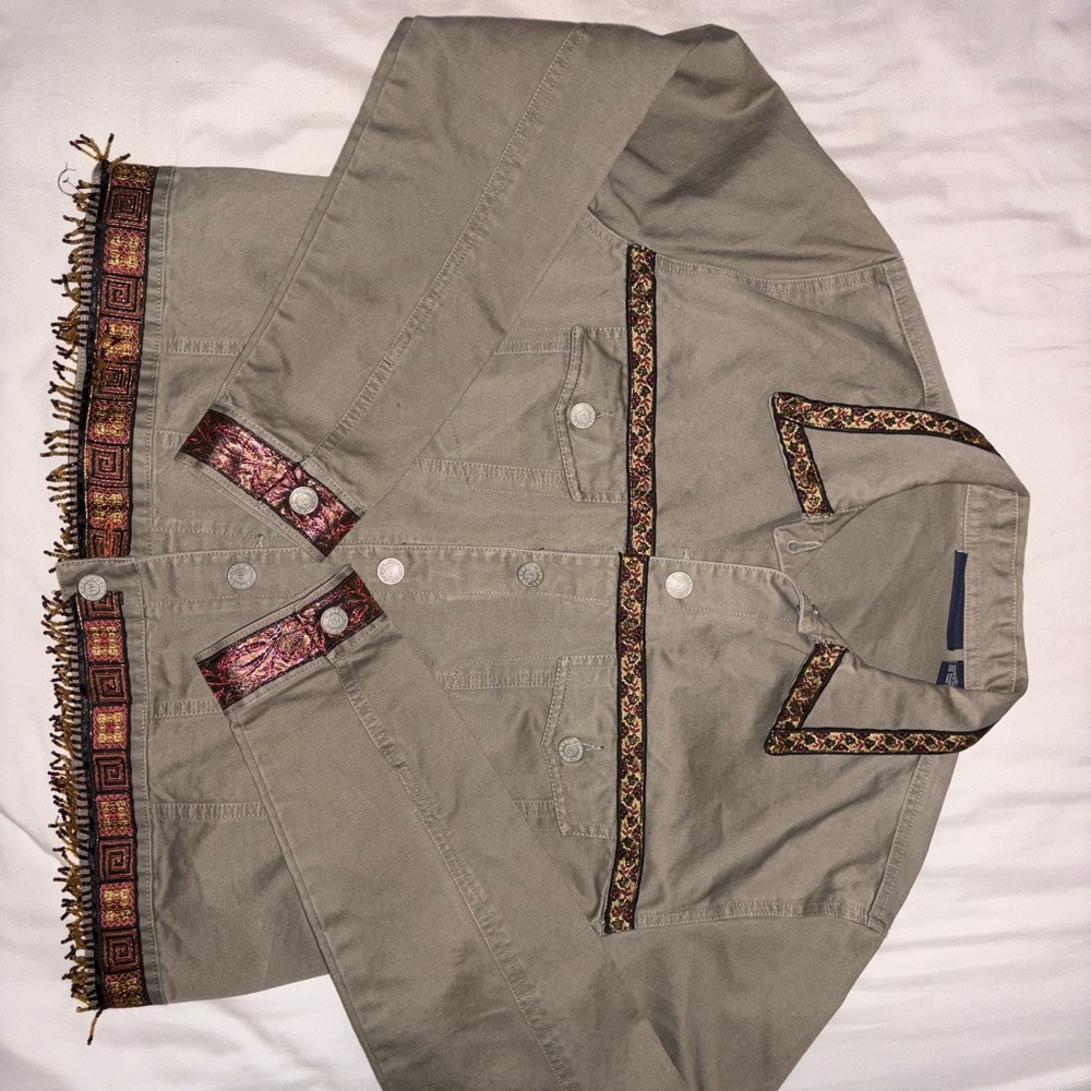 Stylish Women’s Jacket with Embroidered Trim
